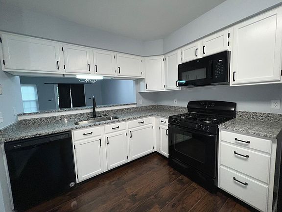 2nd image of 3423 Tuckahoe Ct