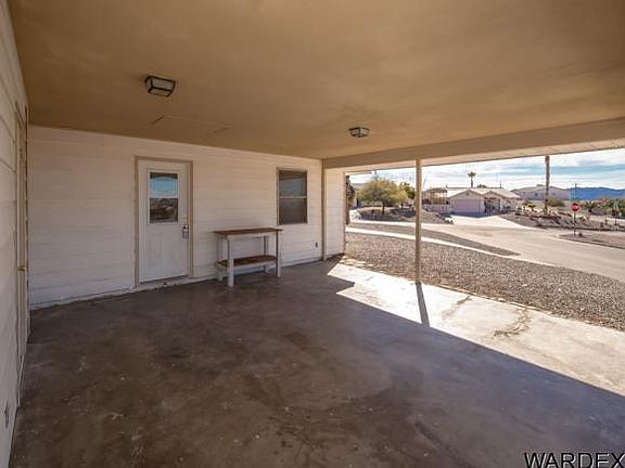 3rd image of 420 Bluegrass Way