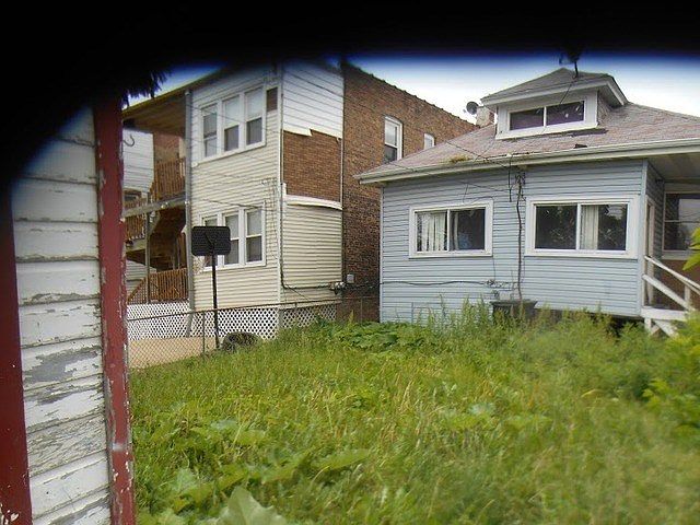 1st image of 6111 S Sacramento Ave