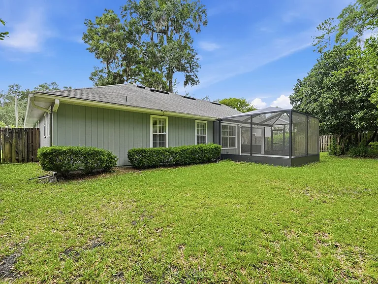 6831 SW 80th Dr — Photo 24