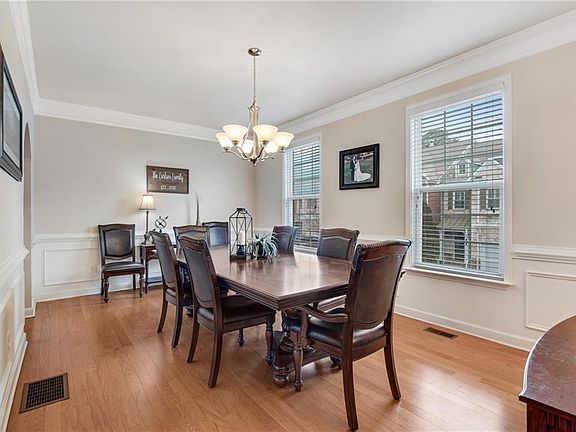 5th image of 3438 Kiveton Dr