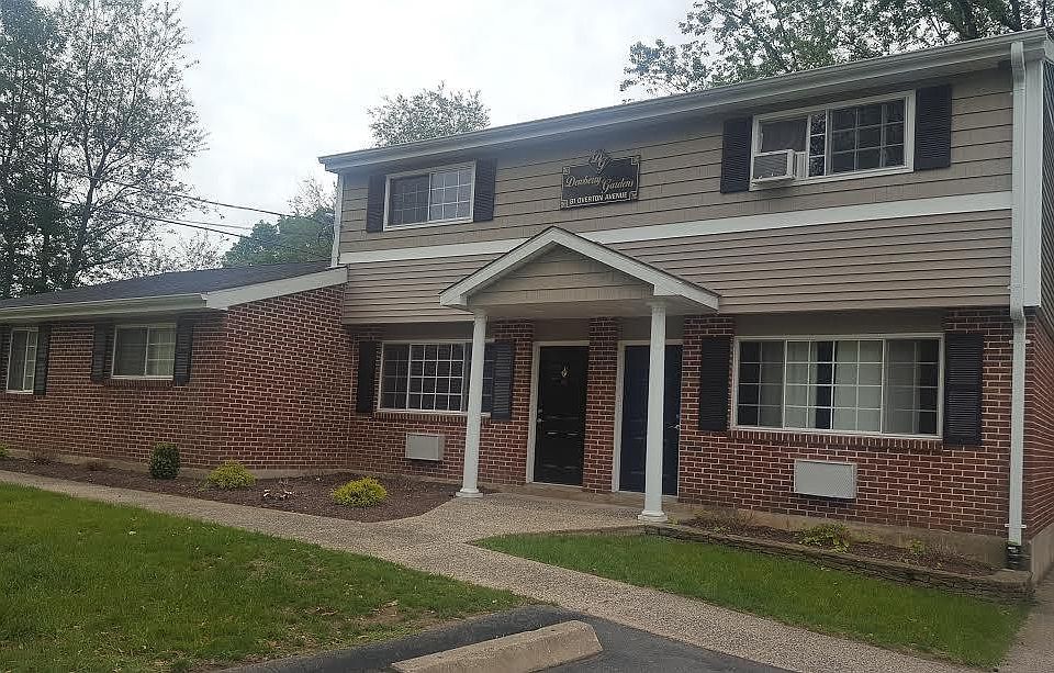 1st image of 32 Stonewall Ln #B