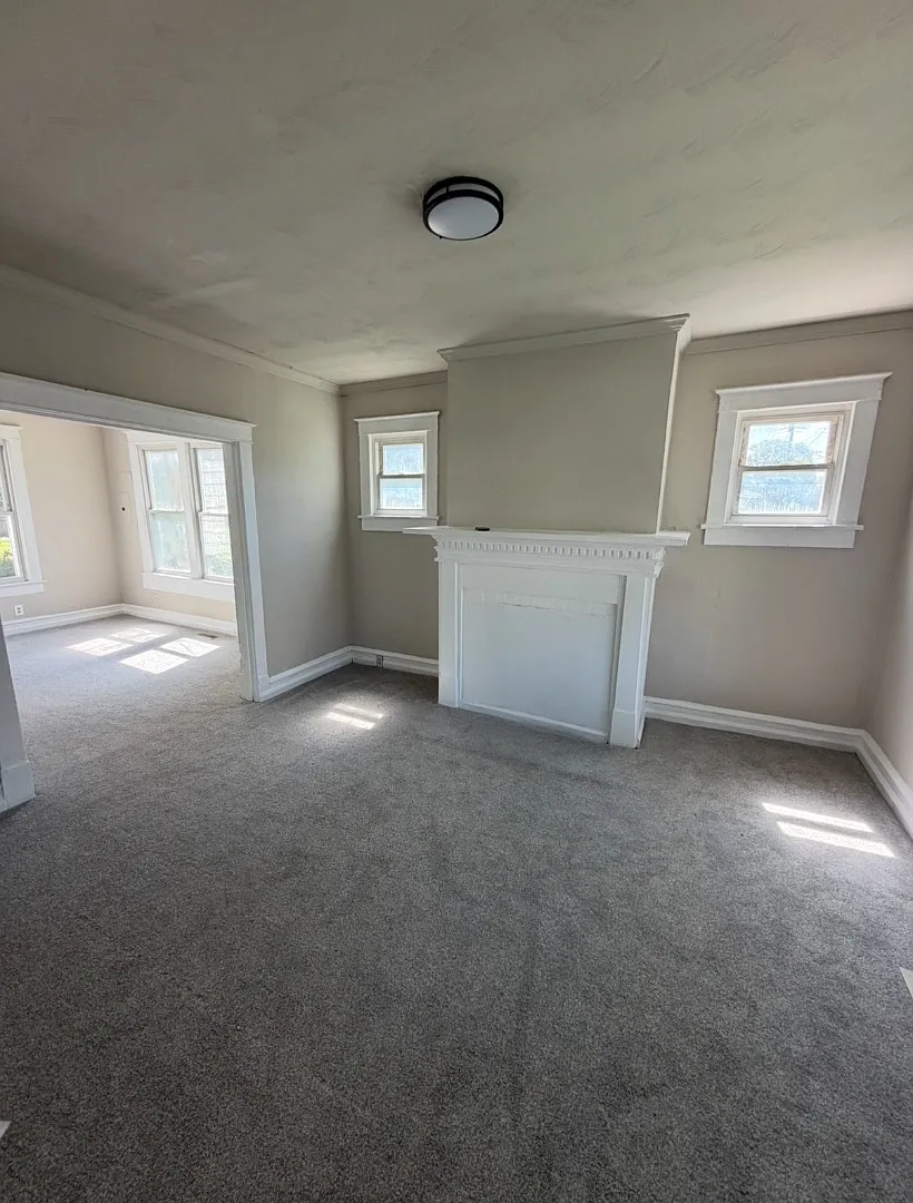 2510 Marshall Ave — Photo 2