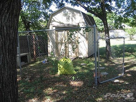 5th image of 205 Lake Park Ave