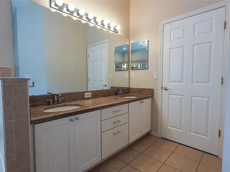 18014 Java Isle Dr — Photo 26