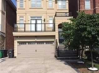 3045 Mission Hill Dr, Mississauga, ON L5M 0B8
