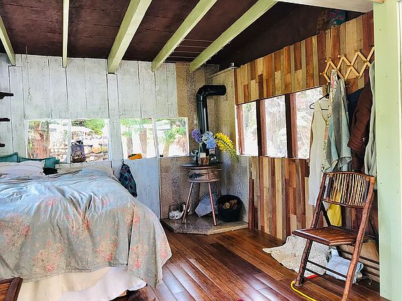 2nd image of 11-3920 Nahelenani St