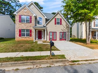 18 Belmont Park Ln, Newnan, GA 30263