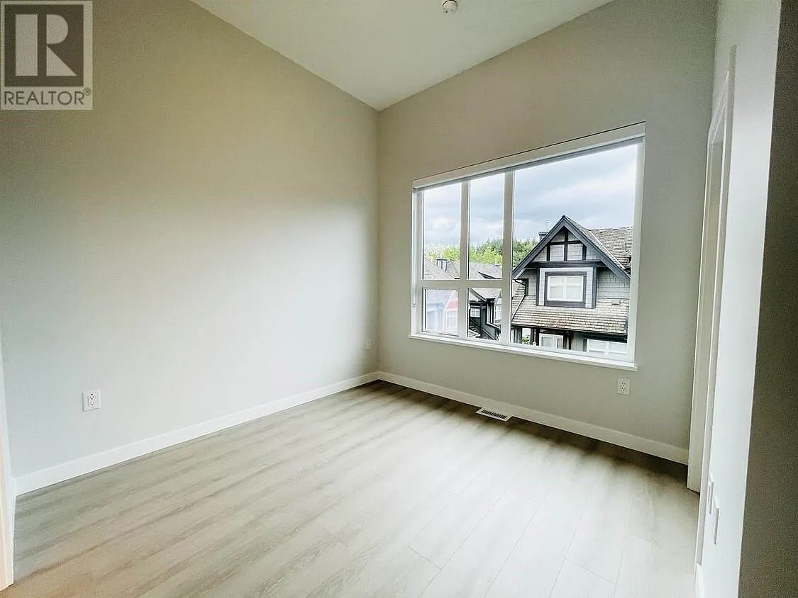 3 bed, 1200 sqft, $5,050 — Photo 4