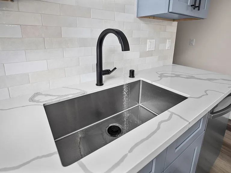 The Amberjack Apartments — Photo 15