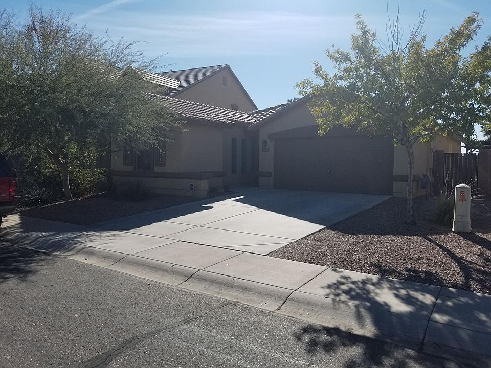 1st image of 41631 W Somerset Dr