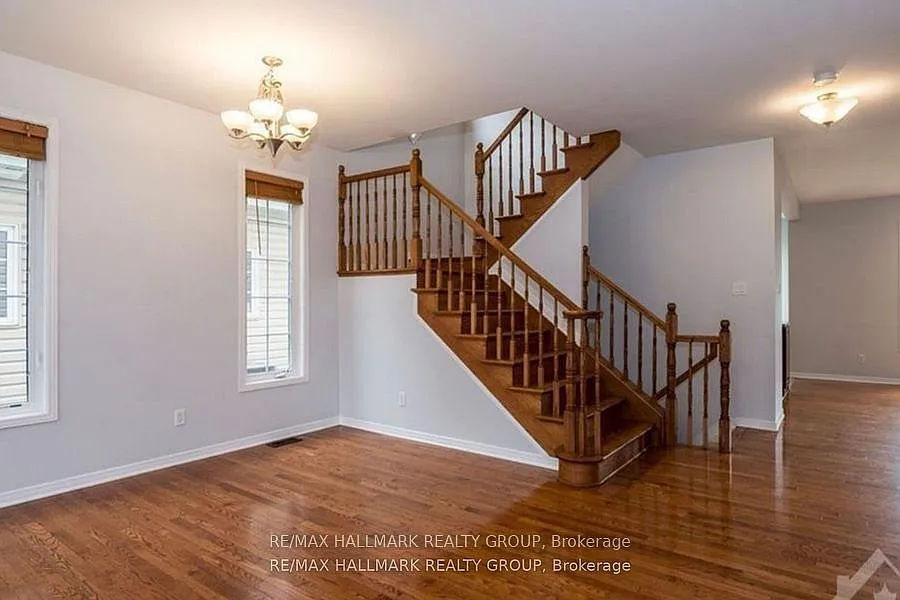 4 bed, $3,900 — Photo 4
