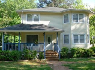 1622 Blue Ridge Yacht Club Rd, Bassett, VA 24055