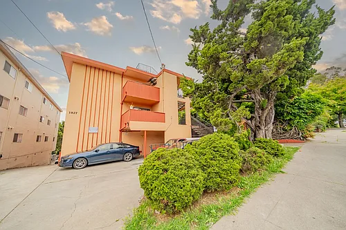 1927 5th Avenue Photo 1