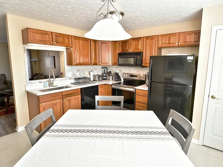 3043 Armory Dr — Photo 16