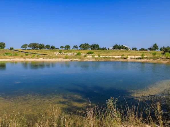 330 Inspiration Loop, Fredericksburg, TX 78624