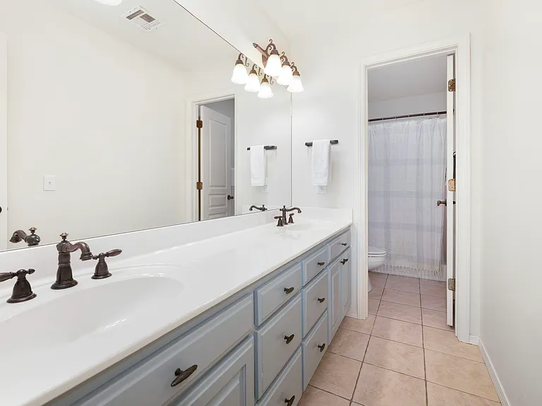 2017 NW Desoto Dr — Photo 19