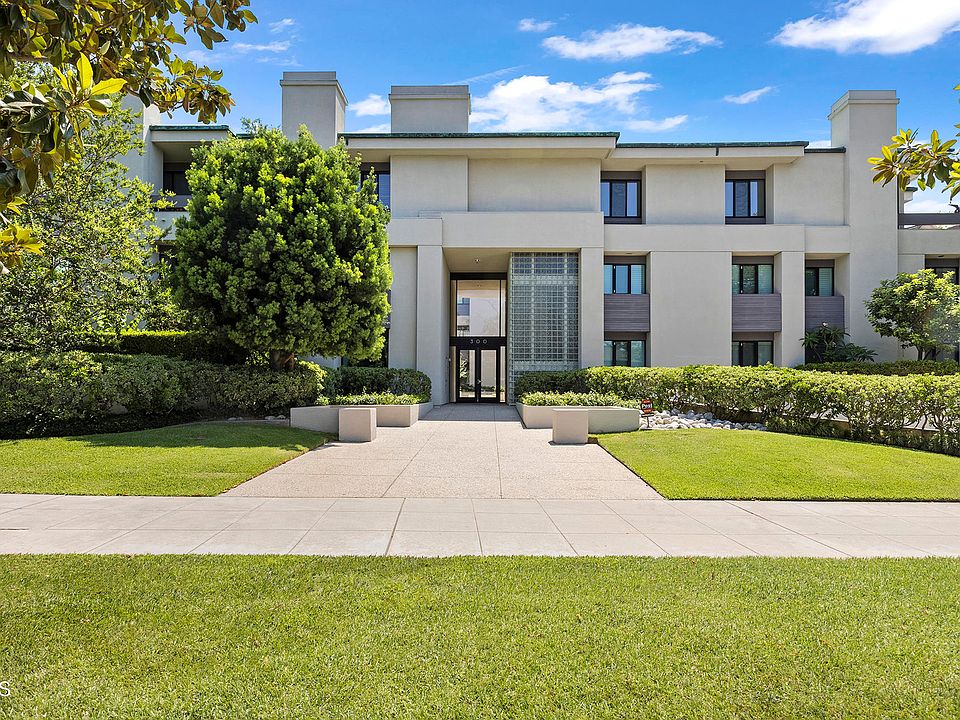 1st image of 300 S Orange Grove Blvd APT 8