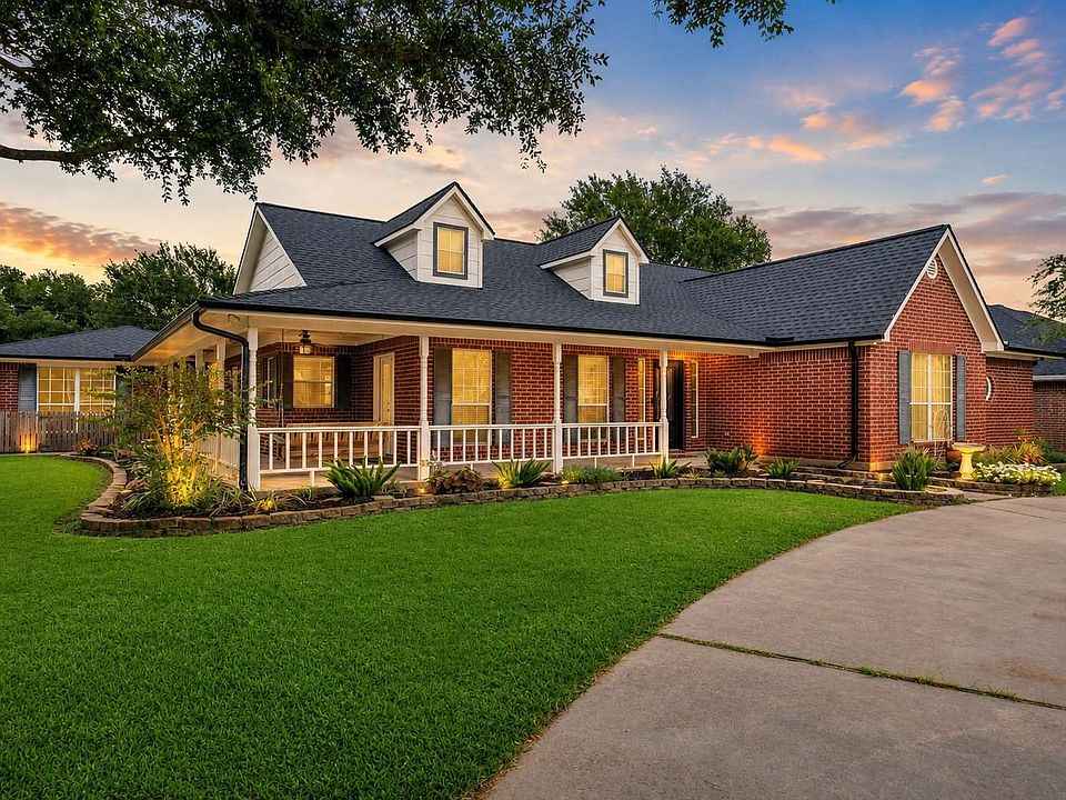 1st image of 9403 Highland Pointe Dr