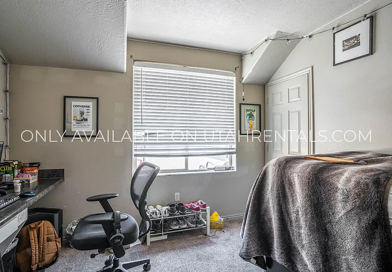 892 E 700 N #F4-1 — Photo 7