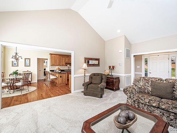 3rd image of 10216 Still Creek Ln