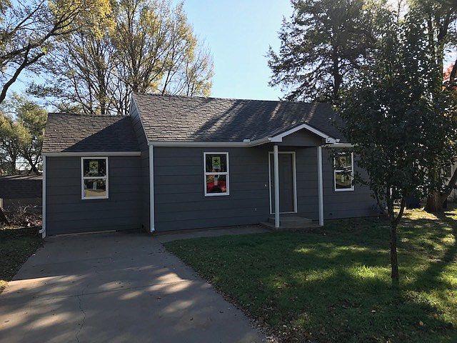 1st image of 1608 N Moyle St