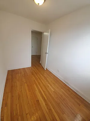 Rented by Smart NY Realty LLC | media 12