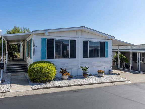 2nd image of 3535 Linda Vista Dr Space 85
