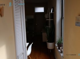 1443 N Bosworth Ave, Chicago, IL