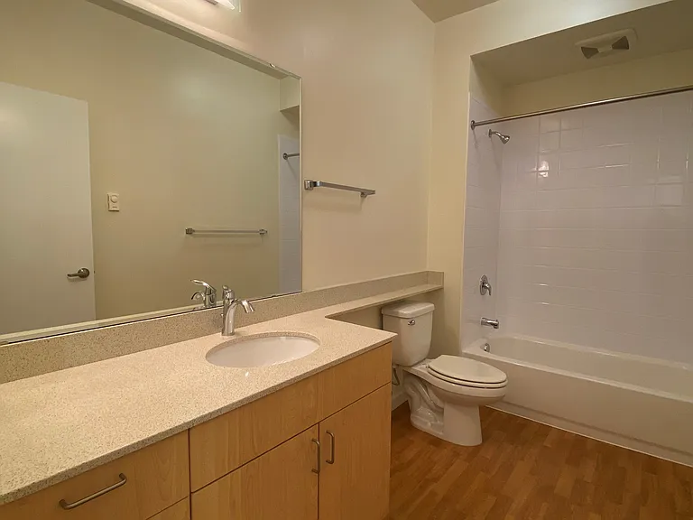 Library Place Apartments — Photo 39