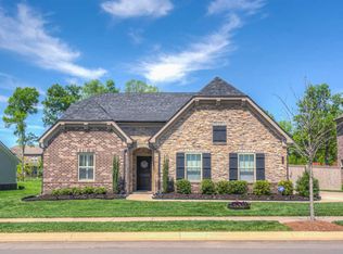 124 Burberry Glen Blvd, Nolensville, TN 37135