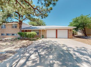 3713 Mount Rainier Dr NE, Albuquerque, NM 87111