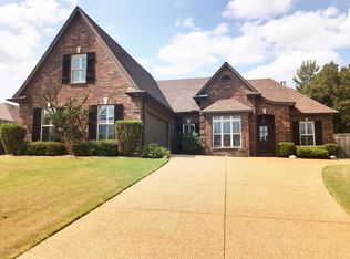 1957 Bakersfield Dr N, Nesbit, MS 38651