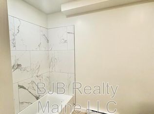 156 Woodford St #1, Portland, ME 04103