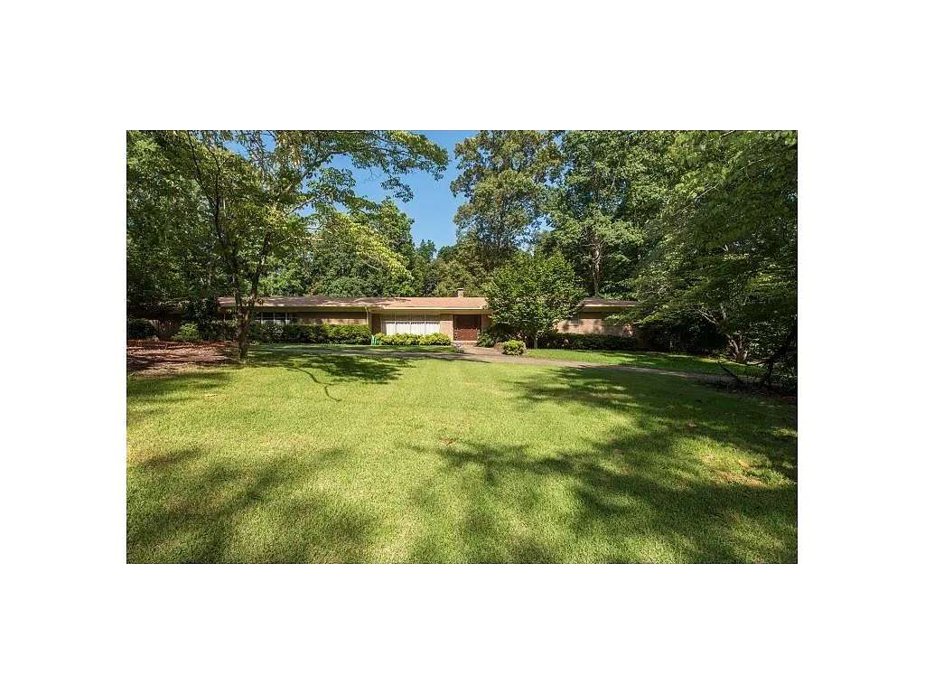 504 Oakdale Dr photo 1