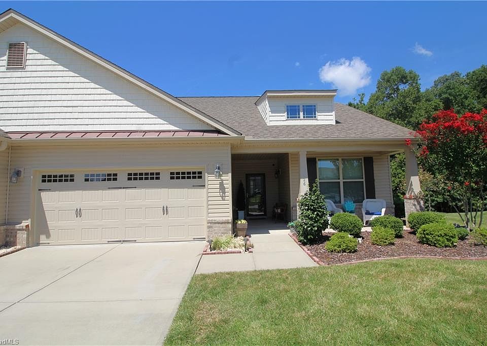 1st image of 3526 Sainsbury Ln