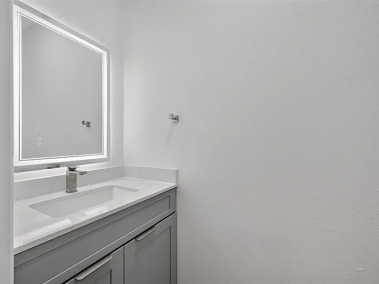 24542 Bella Veneza Dr — Photo 17