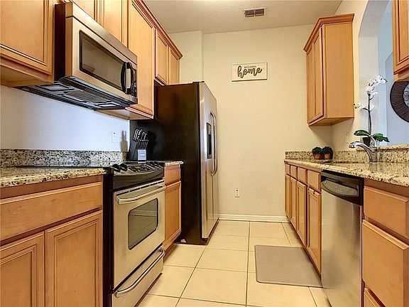 4th image of 8298 Portofino Dr Unit 301