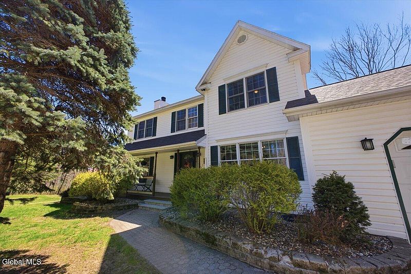 5th image of 3082 Galway Road
