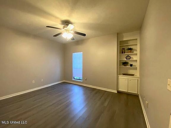 3rd image of 217 Brendalwood Blvd #B