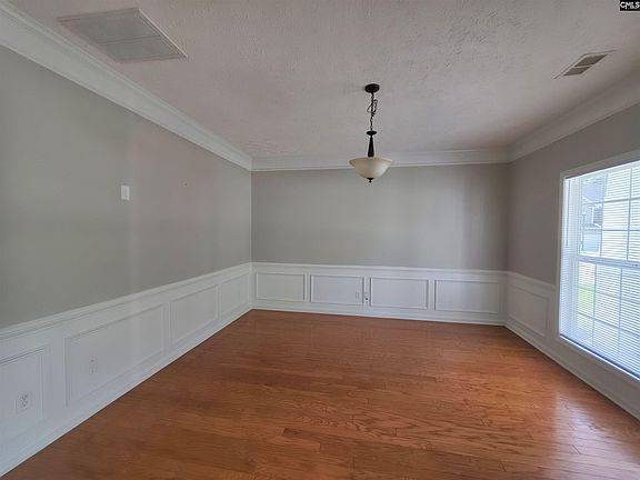 4th image of 237 Berkeley Ridge Dr