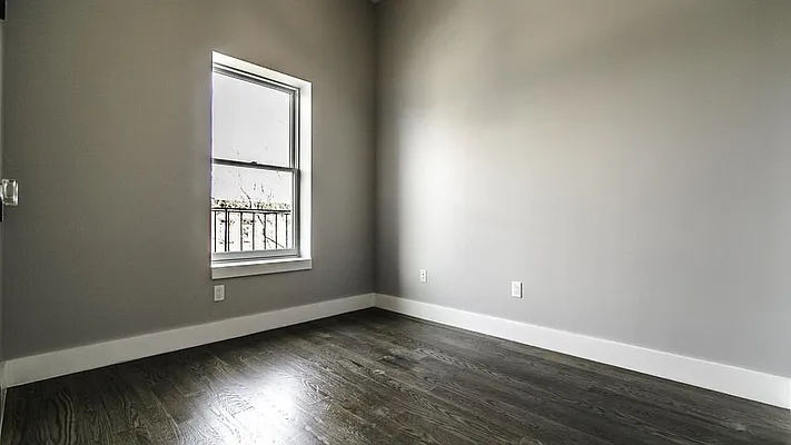 Rented by Nooklyn NYC LLC | media 34