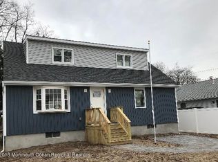 20 Clinton St, Middletown, NJ 07748