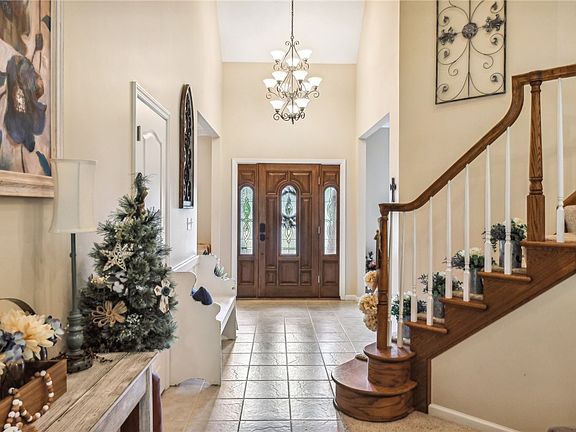 3rd image of 1714 Briarwood Ln