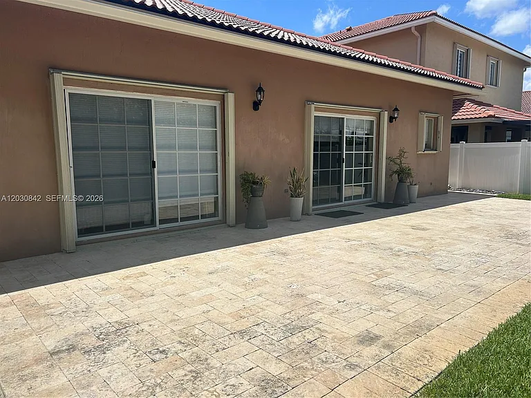 3073 SW 140th Ave — Photo 12