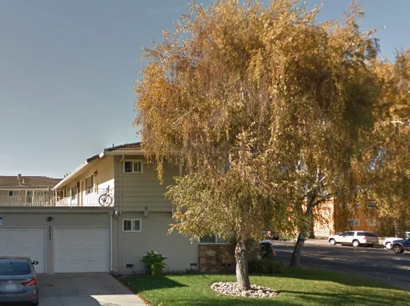 2090 Sahara Way APT 10, Santa Clara, CA 95050