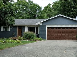 3612 Hartland Hills Dr, Hartland, MI 48353