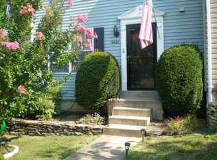 6604 Greenleigh Ln, Alexandria, VA 22315