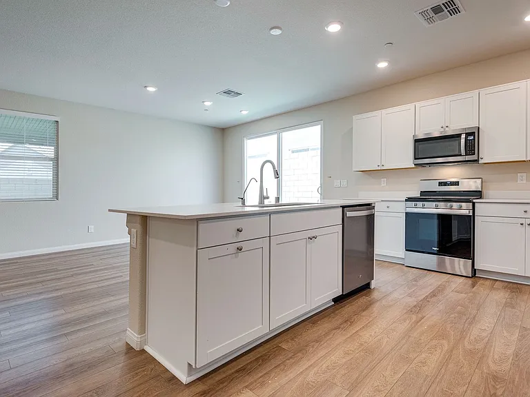 6953 Antequera St — Photo 2