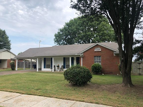 2nd image of 1530 Tissington Dr